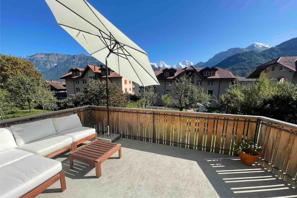 -The Urbanist- Mountainview Parking Garden 3Bd Villa Unterseen ภายนอก รูปภาพ