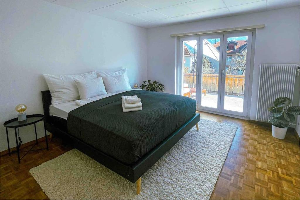 -The Urbanist- Mountainview Parking Garden 3Bd Villa Unterseen ภายนอก รูปภาพ