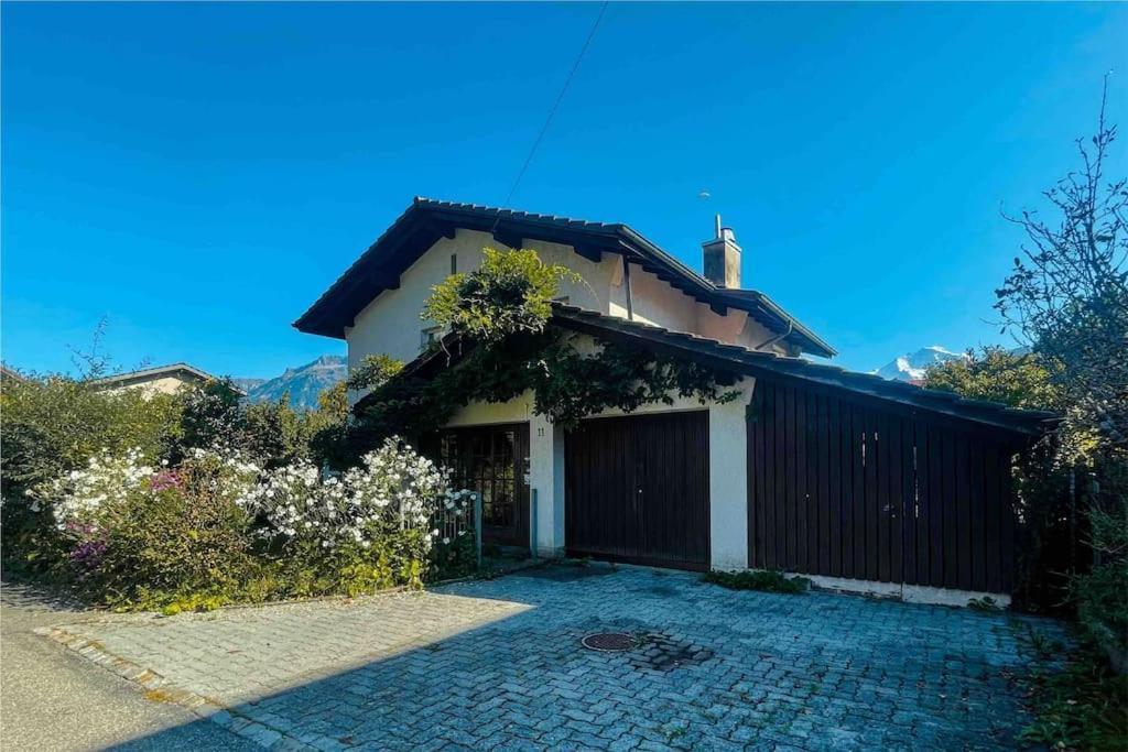 -The Urbanist- Mountainview Parking Garden 3Bd Villa Unterseen ภายนอก รูปภาพ