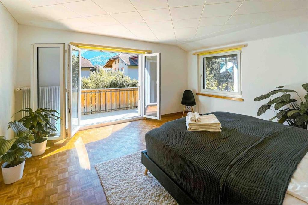 -The Urbanist- Mountainview Parking Garden 3Bd Villa Unterseen ภายนอก รูปภาพ